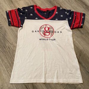 Garth Brooks World Tour M T-shirt Baseball Raglan Sleeves Red Blue